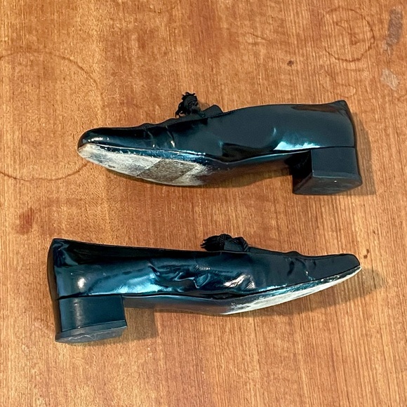 Vintage 90s Salvatore Ferragamo Tassel Loafers Black Leather Elastic Vamp Heels - Picture 9 of 14